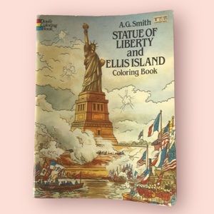 Vintage 80s Souvenir Kids Statue of Liberty and Ellis Island Coloring Book NEW